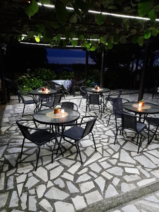 Bato Rooms Peštani Eksteriør billede